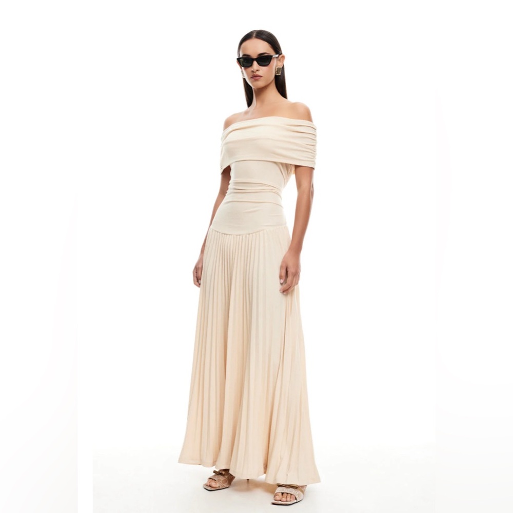 Lioness Field Of Dreams Maxi knit ruched drop waist pleated maxi dress - Oatmeal